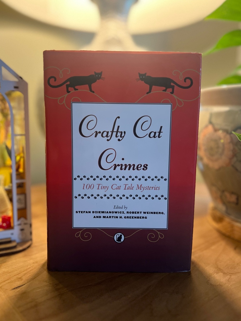 Crafty Cat Crimes - 100 Tiny Cat Tale Mysteries - Vintage, Preowned, Hardcover
